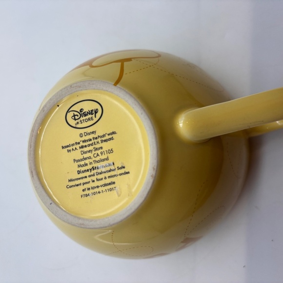 Disney Store Winnie the Pooh Hunny Large Yellow Ceramic Coffee Mug - Picture 11 of 14